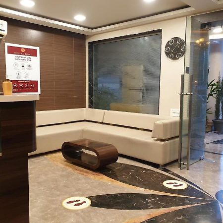 Hotel Raj Palace Ahmednagar Esterno foto